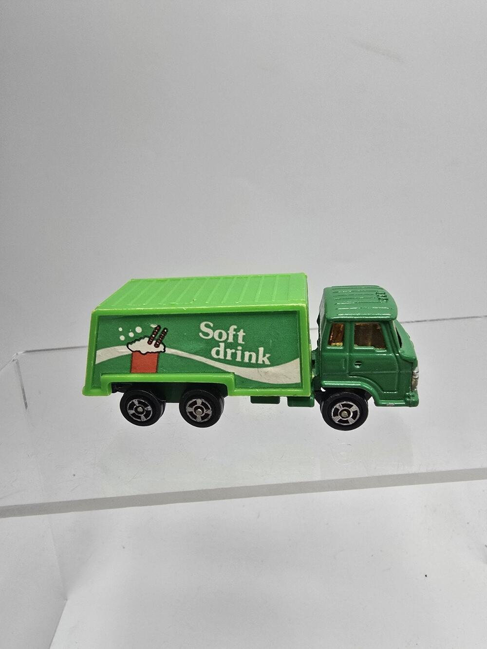Vintage 1970s SOMA Super Wheel Die Cast Green Soft Drink Delivery Truck loose